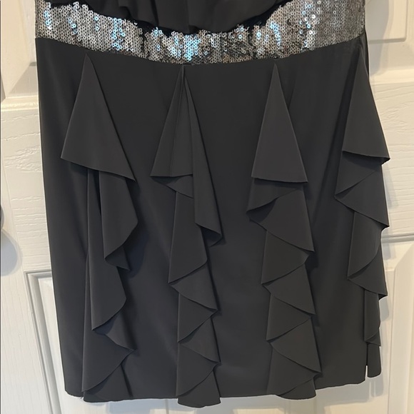 Charcoal Gray Sleeveless Dress - Picture 3 of 4